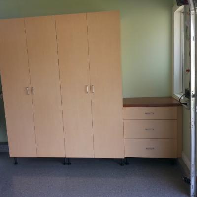 custom garage cabinets